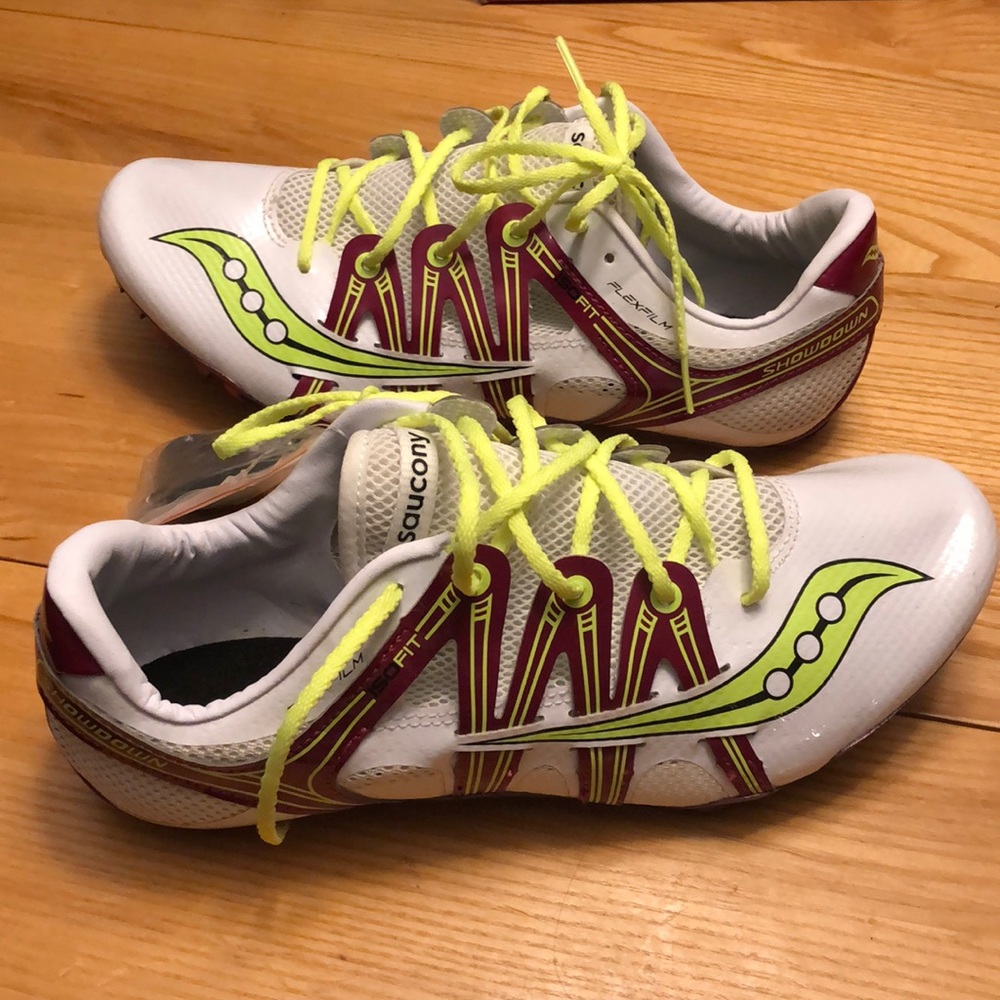 Saucony Spikes